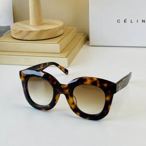 CELINE Sunglasses 70